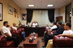 دیدار جمعی از پیشکسوتان کشتی گیلان با دکتر محمد حسین واثق کارگرنیا رئیس شورای اسلامی شهر رشت