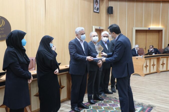 کسب مقام برتر شرکت توزیع نیروی برق استان گیلان در جشنواره پژوهش و فناوری