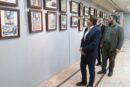 بازدید فرماندار رشت از نمایشگاه عکس ” بزرگداشت های سردار جنگل ” در سال‌های پس از انقلاب اسلامی