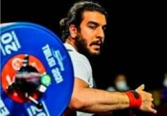 وزنه بردار گیلانی دومین طلایی وزنه‌برداری ایران شد