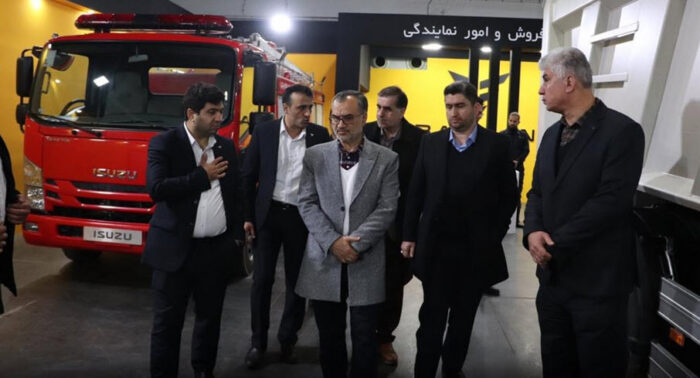 بازدید سرپرست شهرداری رشت و اعضای شورای اسلامی شهر رشت از نمایشگاه صنعت خودرو و قطعات وابسته