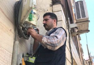 اجرای عملیات رفع خرابی کابل فیبر نوری ( FTTH ) در خیابان نواب رشت